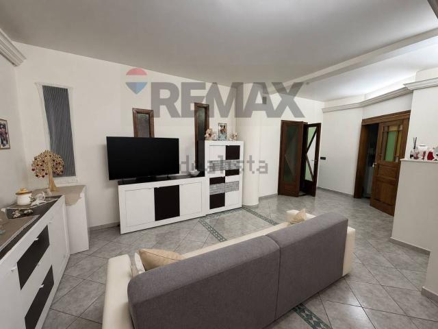 Appartamento in vendita di 96 m² in Via Ungheria, 106