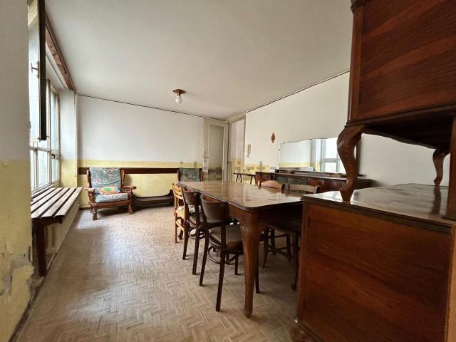 Appartamento in vendita di 96 m² in Via Vittorio Veneto, 11