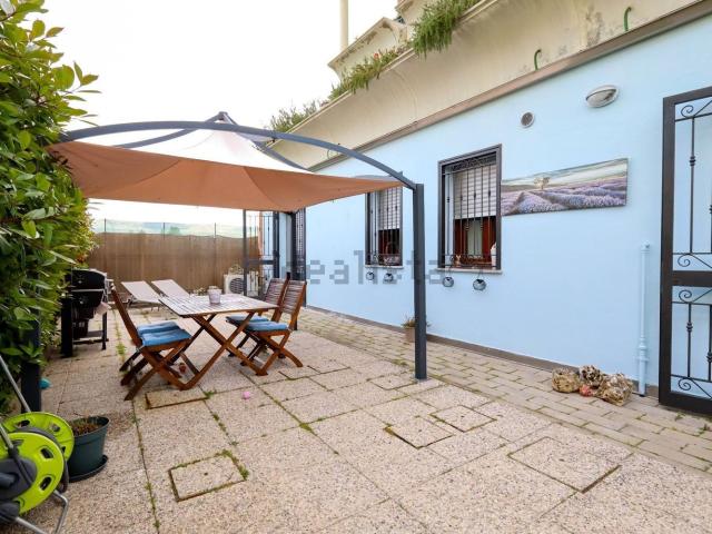 Appartamento in vendita di 96 m² in Via A. Manzoni