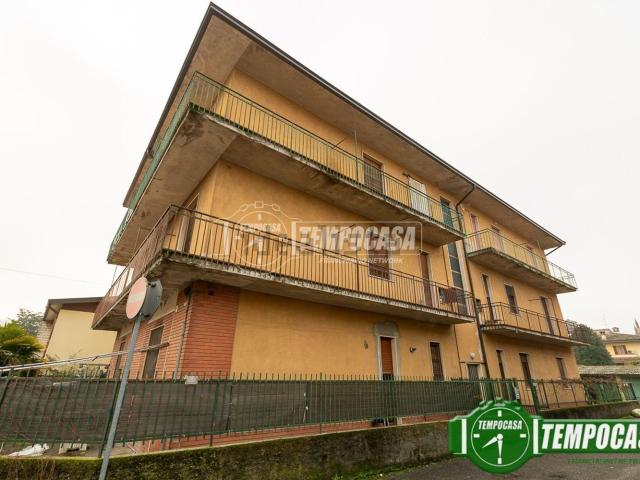 Appartamento in vendita di 96 m² in Via A. Grandi