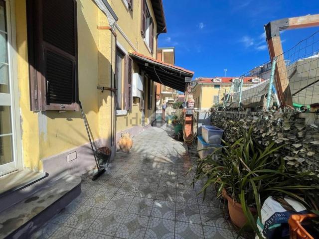 Appartamento in vendita di 96 m² in Via Agostino Noaro, 28