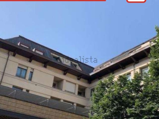 Appartamento in vendita di 96 m² in Via Ammiraglio Burzagli
