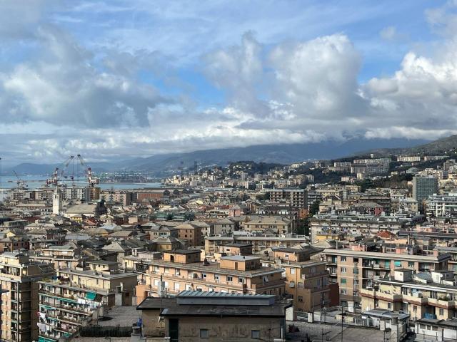 Appartamento in vendita di 96 m² in Via Antonio Sant&apos Elia, 69