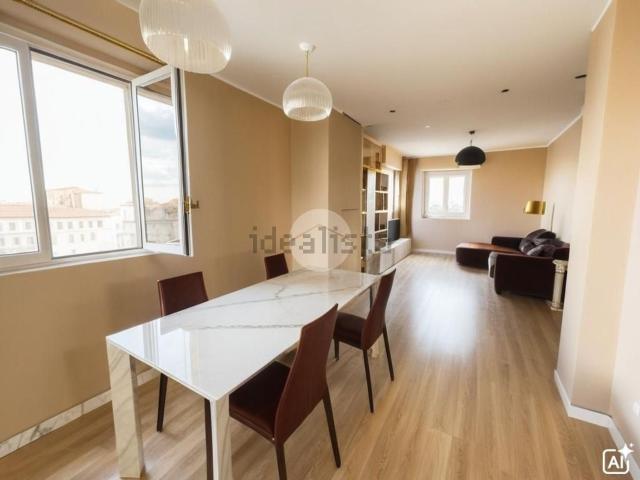 Appartamento in vendita di 96 m² in Via Ascanio Sforza, 81
