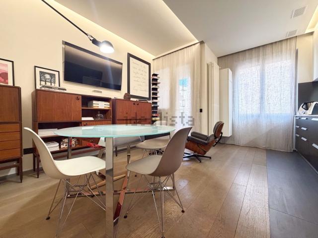Appartamento in vendita di 96 m² in Via Baldaccio D&apos Anghiari, 8