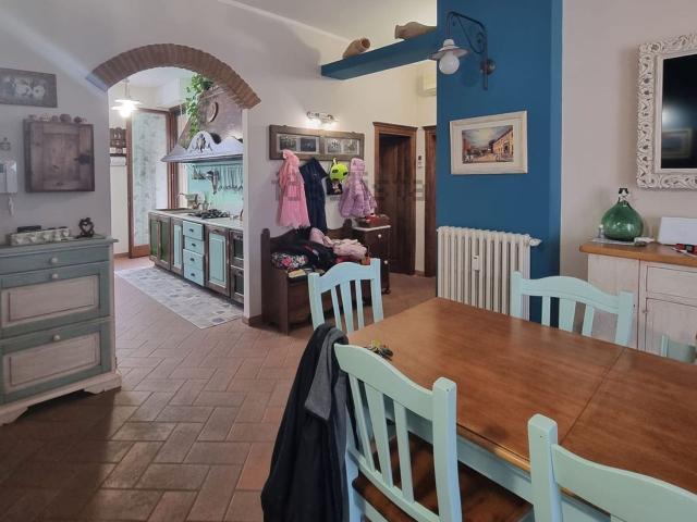 Appartamento in vendita di 96 m² in Via Bisenzio
