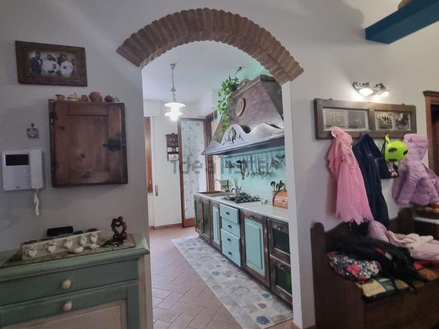 Appartamento in vendita di 96 m² in Via Bisenzio