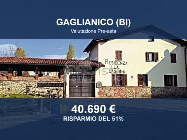 Appartamento in vendita di 96 m² in Via Carlo Felice Trossi, 144