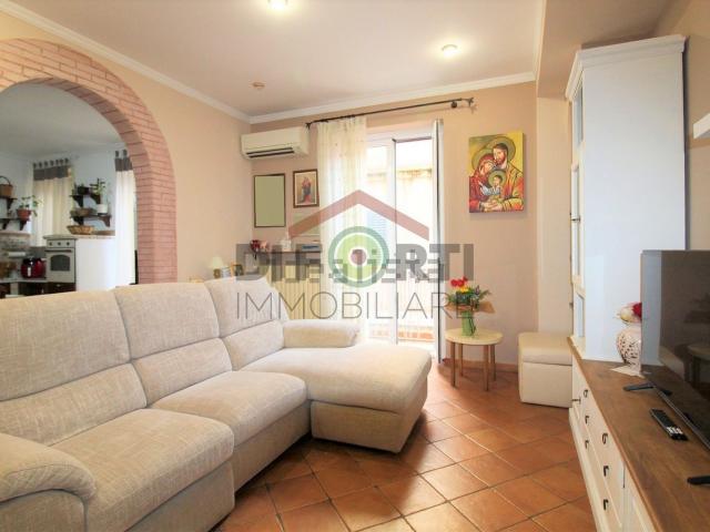 Appartamento in vendita di 96 m² in Via Carlo Iurato, 56