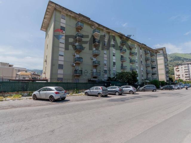 Appartamento in vendita di 96 m² in Via Castellana, 116