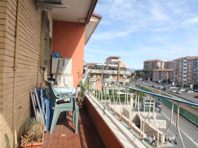 Appartamento in vendita di 96 m² in Via Casilina, 985
