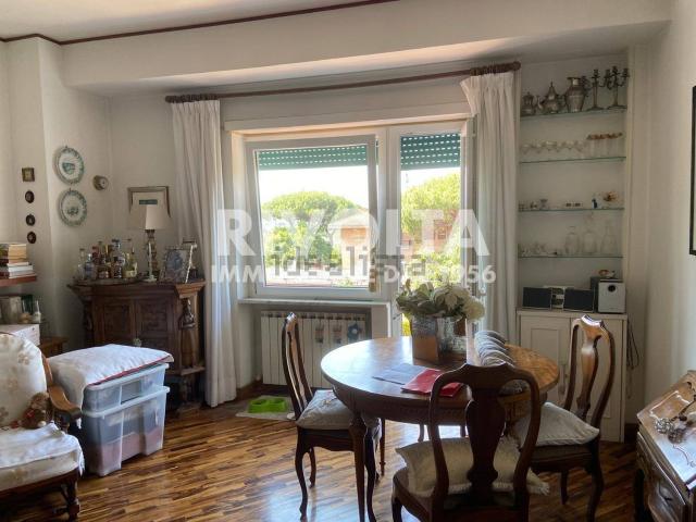 Appartamento in vendita di 96 m² in Via Cassia