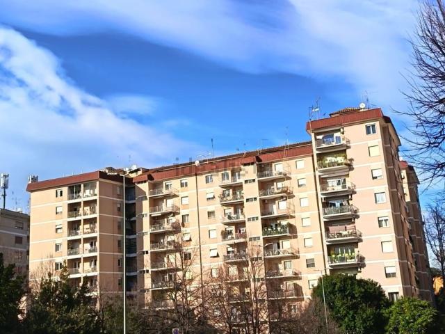 Appartamento in vendita di 96 m² in Via Costantino