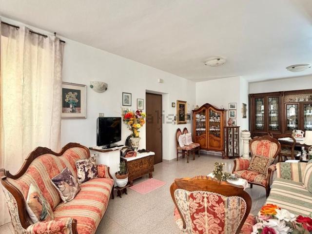 Appartamento in vendita di 96 m² in Via Creta