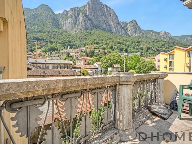 Appartamento in vendita di 96 m² in Via dei Partigiani, 103