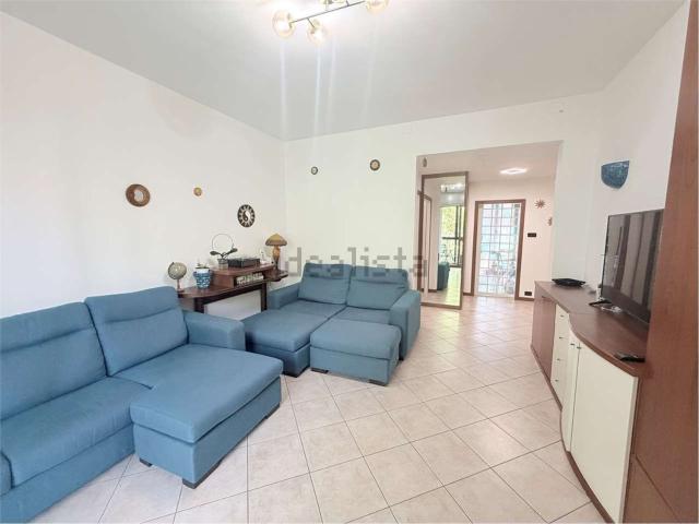Appartamento in vendita di 96 m² in Via dei Rododendri, 11