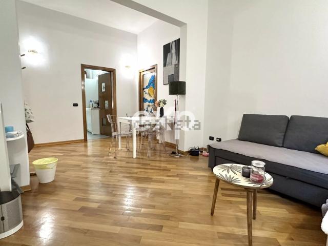 Appartamento in vendita di 96 m² in Via del Ponte all&apos Asse, 26