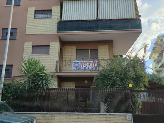 Appartamento in vendita di 96 m² in Via dell&apos Astore, 15