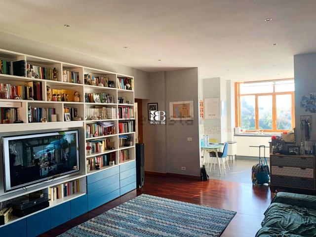 Appartamento in vendita di 96 m² in Via Domenico Ragona
