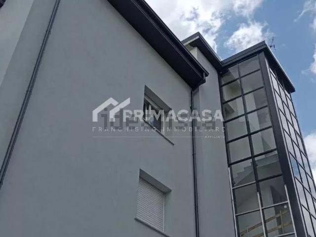 Appartamento in vendita di 96 m² in Via Don Luigi Guanella, 23