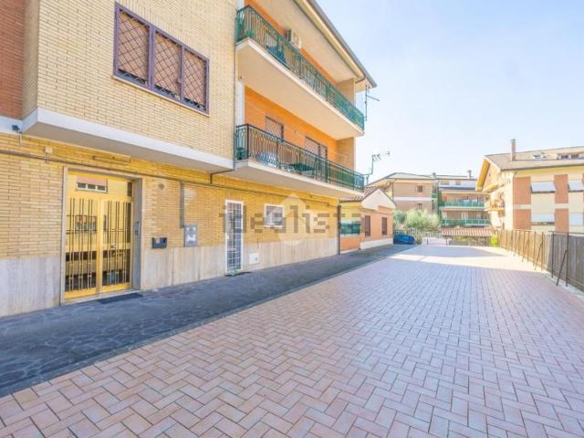 Appartamento in vendita di 96 m² in Via E. Majorana, 17