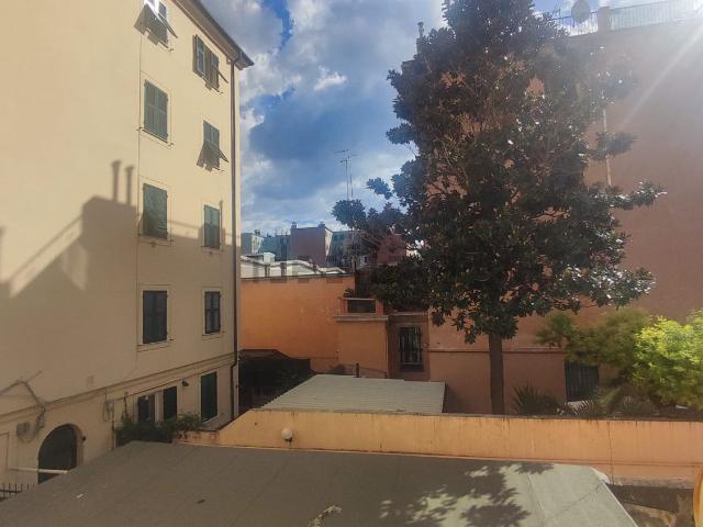 Appartamento in vendita di 96 m² in Via Federico Gattorno, 10