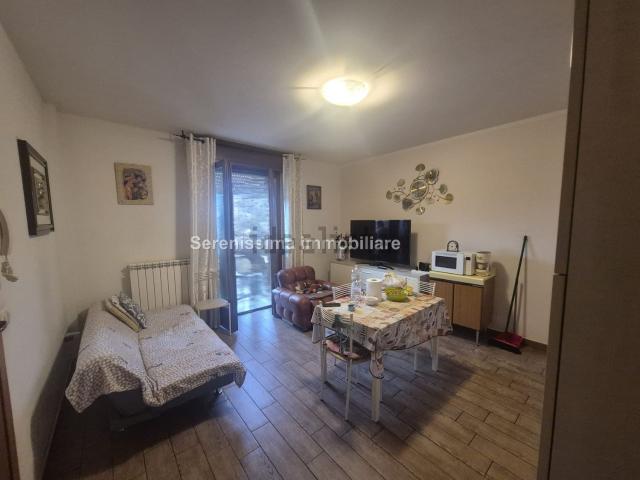 Appartamento in vendita di 96 m² in Via Fornaci