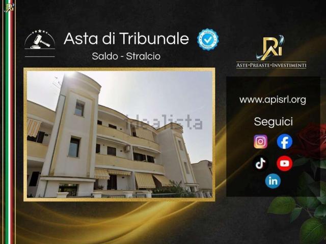Appartamento in vendita di 96 m² in Via Frà Bernardo da Casalnuovo, 27