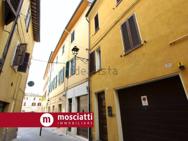 Appartamento in vendita di 96 m² in Via Francesco Rismondo, 27