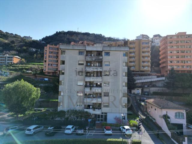 Appartamento in vendita di 96 m² in Via Garibbe, 5