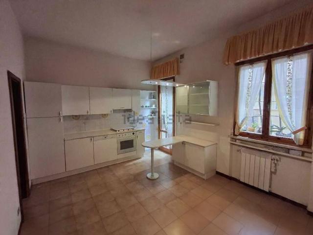 Appartamento in vendita di 96 m² in Via Giuseppe Volpi