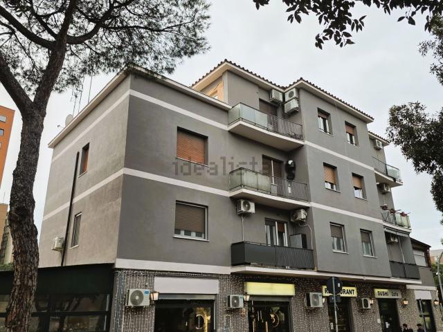 Appartamento in vendita di 96 m² in Via Laurentina, 719