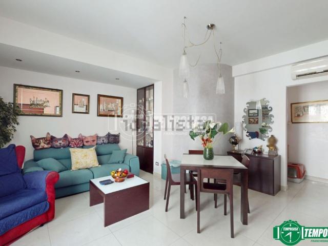 Appartamento in vendita di 96 m² in Via Lerici, 14