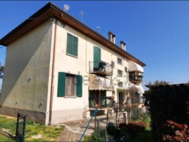 Appartamento in vendita di 96 m² in Via Lugugnana