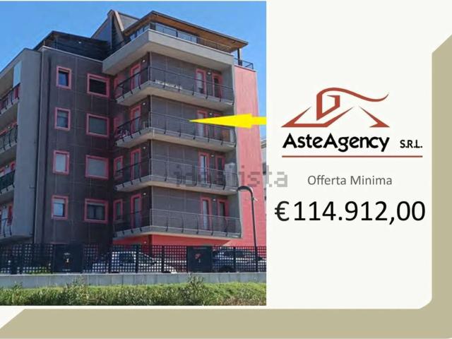 Appartamento in vendita di 96 m² in Via Madonna delle Grazie, 54