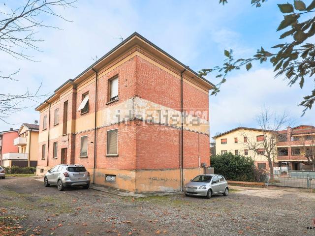 Appartamento in vendita di 96 m² in Via Martiri della Libertà