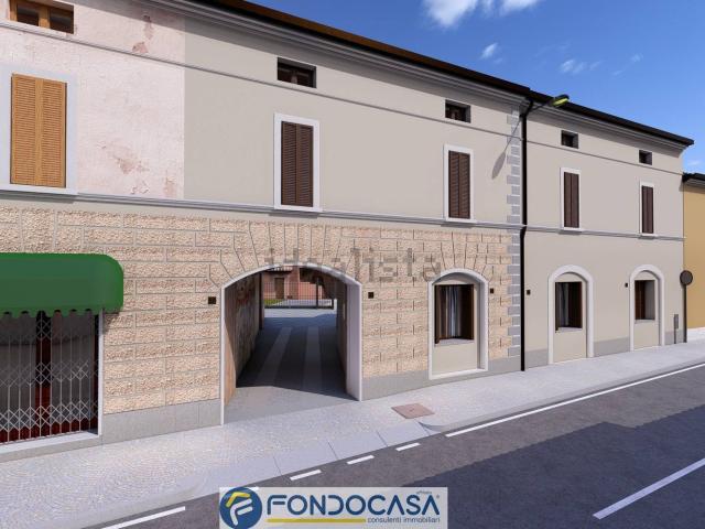 Appartamento in vendita di 96 m² in Via Martiri della Libertà, 57
