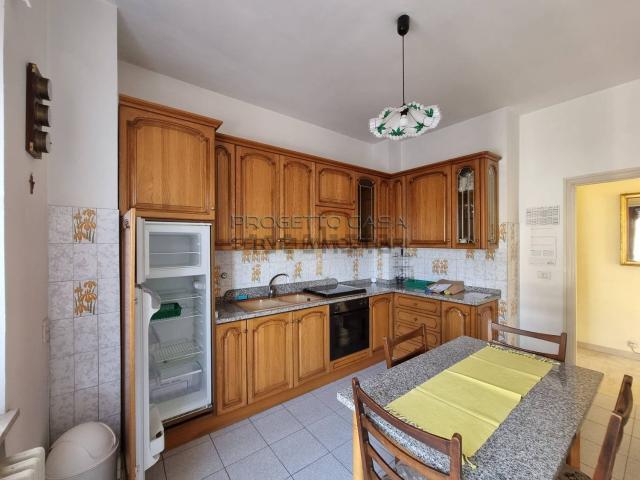 Appartamento in vendita di 96 m² in Via Monte Grappa, 13