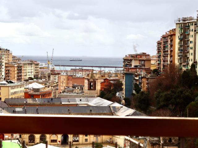Appartamento in vendita di 96 m² in Via Napoli