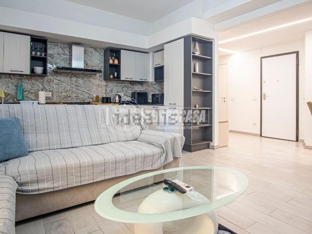 Appartamento in vendita di 96 m² in Via Nazario Sauro