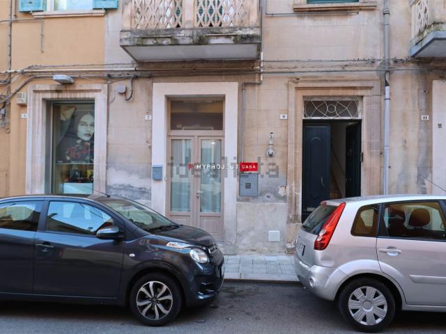 Appartamento in vendita di 96 m² in Via Orazio Flacco, 9