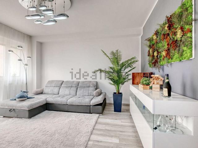 Appartamento in vendita di 96 m² in Via Padre Reginaldo Giuliani, 18