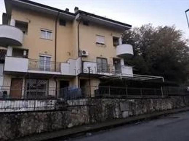 Appartamento in vendita di 96 m² in Via Papa Giovanni XXIII