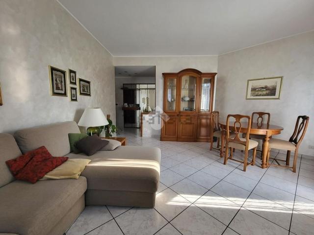 Appartamento in vendita di 96 m² in Via Renata Cipriani, 3