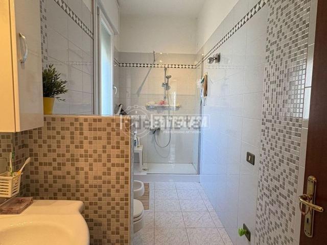 Appartamento in vendita di 96 m² in Via Riccardo Zandonai, 12