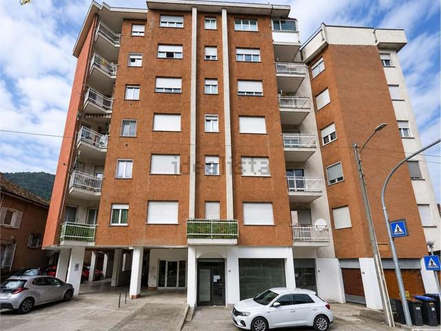 Appartamento in vendita di 96 m² in Via Sant&apos Anna, 44