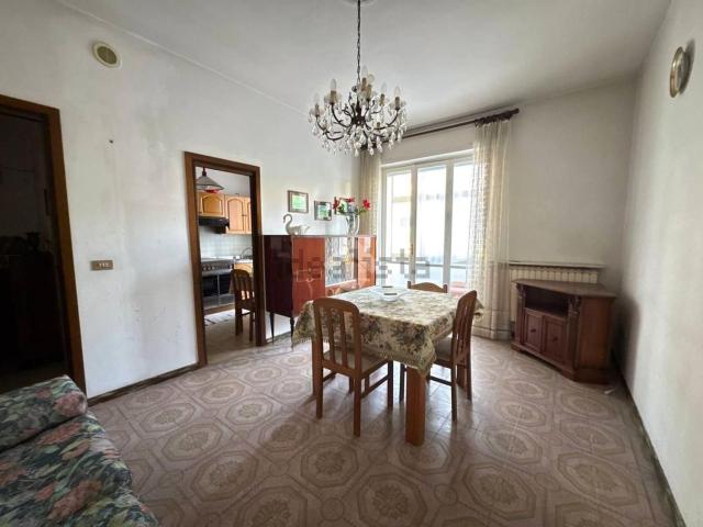 Appartamento in vendita di 96 m² in Via Sant&apos Alessandro, 40
