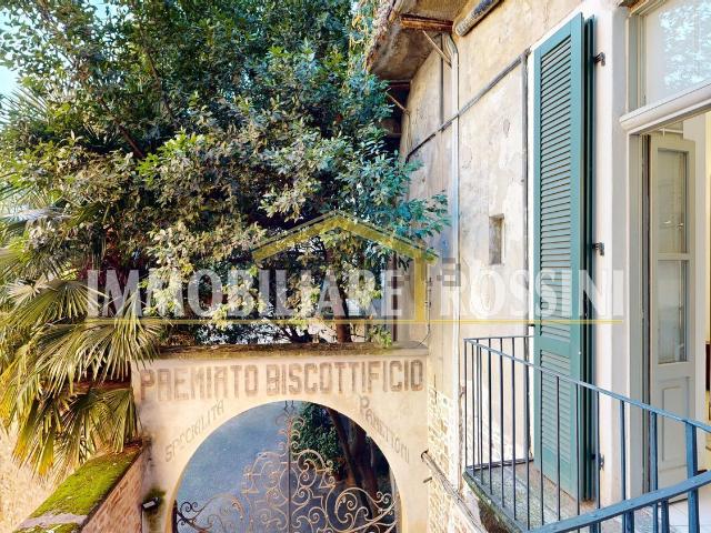 Appartamento in vendita di 96 m² in Via San Martino Della Battaglia, 6