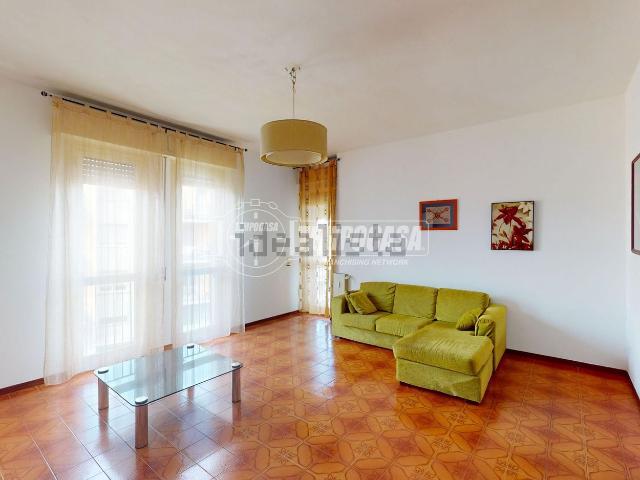 Appartamento in vendita di 96 m² in Via Sardegna, 23