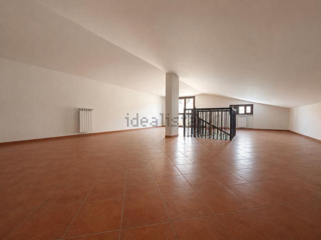 Appartamento in vendita di 96 m² in Via Settevene Palo